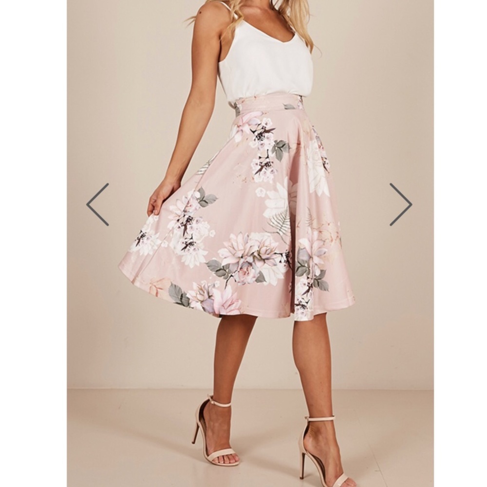 Showpo Whirlwind midi skirt in blush floral